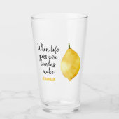Moderne lustige zitronengelbe Zitate Glas (Vorderseite)