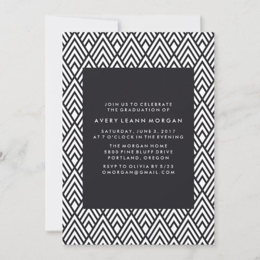 Moderne Luxe Black Script Graduation Party Einladung (Rückseite)