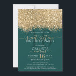 Moderne Luxus Gold Green Glitzer Confetti Sweet 16 Einladung<br><div class="desc">Das elegante, glamouröse und moderne 16 . Geburtstag Geburtstagsfest lädt zum zeitgenössischen und stilvollen Teenager ein. Es verfügt über ein Imitat gedruckt Gold funkelnd Glitzer Konfetti gesprenkelt Farbe Block auf einem einfachen smaragdgrünen Hintergrund mit einer großen Zahl "16" in einem passenden dunklen Smaragd. Die Rückseite zeigt den gleichen Glitzer, aber...</div>