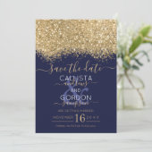 Moderne Luxus Gold Navy Glitzer Confetti Wedding Save The Date (Stehend Vorderseite)