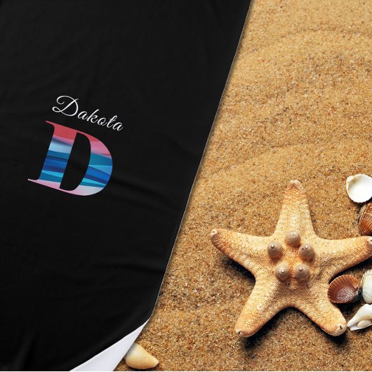 Moderne Luxus Koralle blau Erstname D schwarz Strandtuch