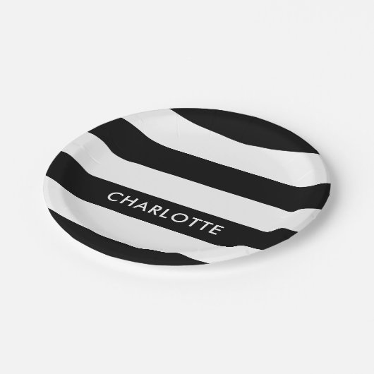 Moderne Luxus Schwarz-Weiß Streifen Muster Pappteller (Schrägansicht)