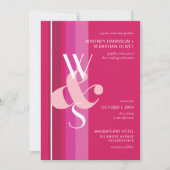 Moderne Magenta Stripe Monogram Ampersand Hochzeit Einladung (Vorderseite)