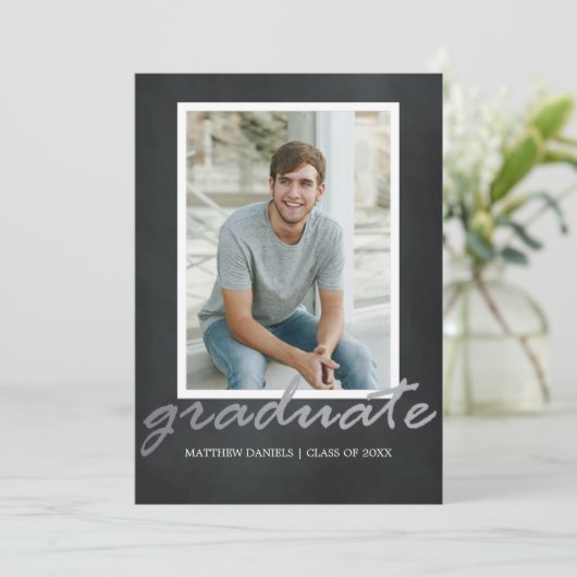 Moderne Male Foto Frame Graduation Party einladen Einladung (Stehend Vorderseite)