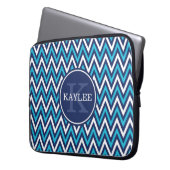 Moderne Marine Aqua Blue Zickzack & Monogram Laptopschutzhülle (Vorderseite Links)