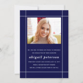 Moderne marineblaue Klasse 2025 Abschluss Foto Ankündigung (Rückseite)