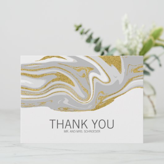Moderne Marmor und Gold Hochzeit Dankeschön-Karte Dankeskarte (Stehend Vorderseite)