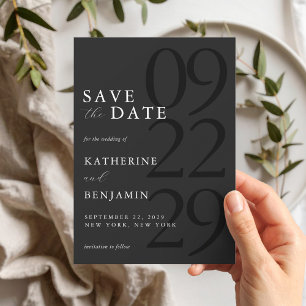 Moderne Matte Schwarz Minimal Wedding Save the Dat Magneteinladung
