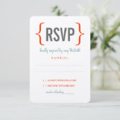 Moderne Merriment-Hochzeitsreaktion RSVP Karte (Stehend Vorderseite)