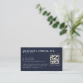 Moderne Midnight Navy Gold QR Code Professional Visitenkarte (Stehend Vorderseite)