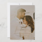 Moderne Minimal 2-Foto-Beige Hochzeit Einladung (Vorderseite)