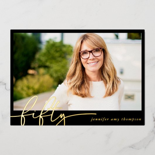 Moderne Minimal 50. Foto Geburtstagsparty Folieneinladung (Vorderseite)