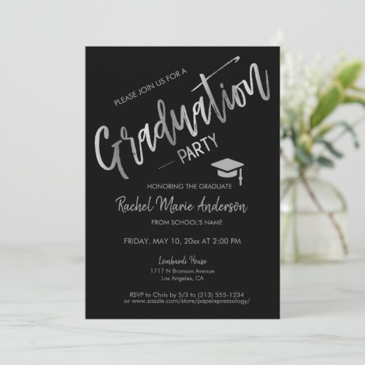 Moderne Minimal Black Silver Graduation Party Einladung (Stehend Vorderseite)