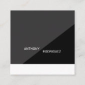 Moderne Minimal Black Square Business Card Quadratische Visitenkarte (Vorderseite)