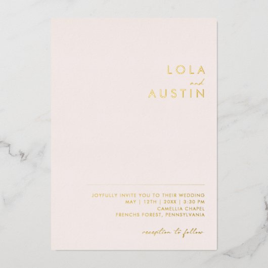 Moderne Minimal Blush und Lässige Hochzeit Folieneinladung (Vorderseite)