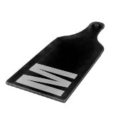 Moderne Minimal Custom Monogram Black Gray Schneidebrett (Ecke)