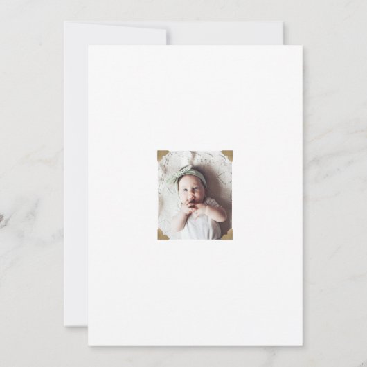 Moderne Minimal Gold Calligraphy Baby Foto Taufe Einladung (Rückseite)