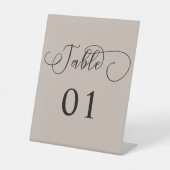 Moderne Minimal-Kalligraphie-Tischnummern Sockelschild (Vorderseite)