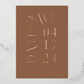 Moderne Minimal kühne Save the Date Typografie Folieneinladung (Vorderseite)