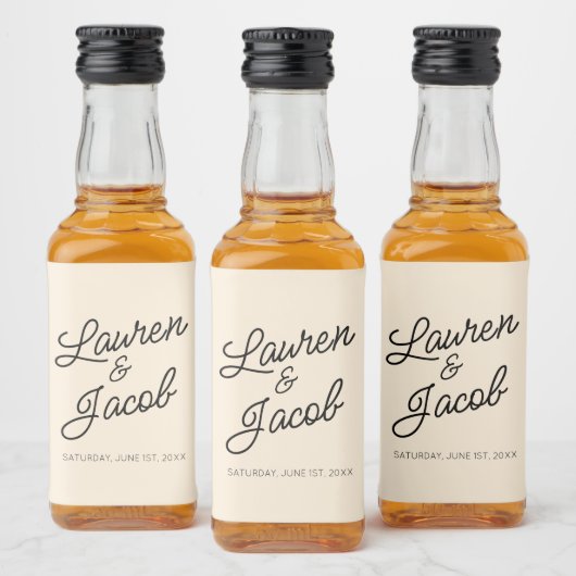 Moderne Minimal Minimalistisch Champagner Wedding  Alkoholflaschenetikett (Flaschen)