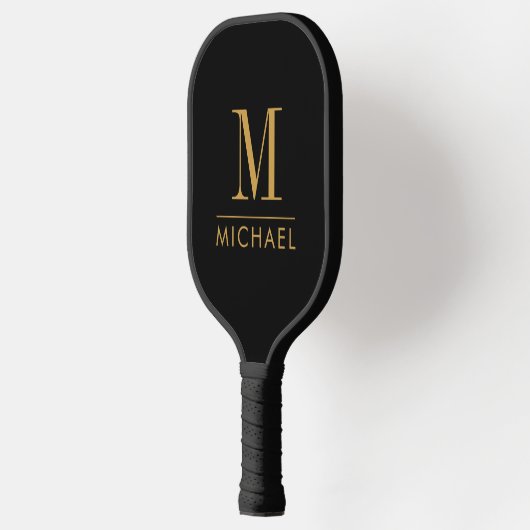 Moderne Minimal Monogram Gold Name Custom Black Pickleball Schläger (Links)