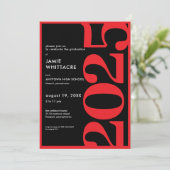 Moderne Minimal Red Typografy Graduation Party Einladung (Stehend Vorderseite)