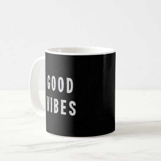 Moderne Minimal Schwarz + White Good Vibes Typogra Kaffeetasse (Vorderseite Links)