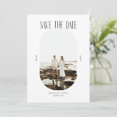 Moderne Minimal-Typografie Foto Oval Save The Date (Stehend Vorderseite)