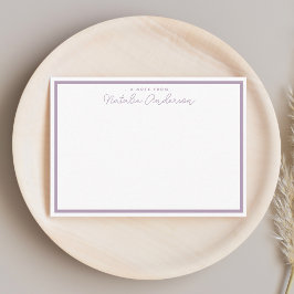 Moderne Minimal Typografie Lässig Script Plum Mitteilungskarte