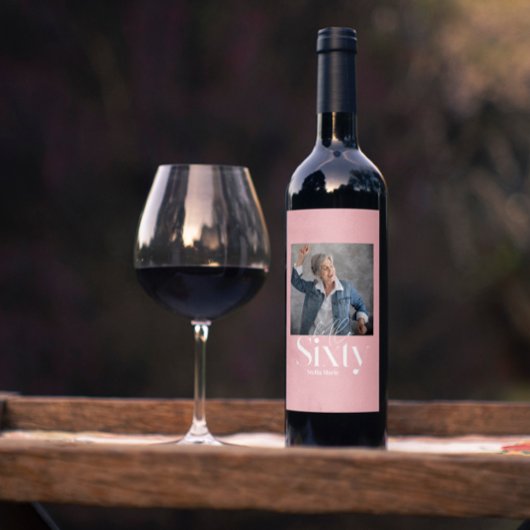 Moderne minimale einfach gürtelrosa 60. Geburtstag Weinetikett