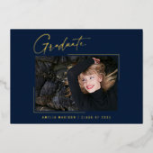 Moderne minimale, einzigartige Ink Script Graduate Folieneinladung (Vorderseite)