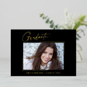 Moderne minimale, einzigartige Ink Script Graduate Folieneinladung (Stehend vorne)