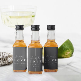 Moderne Minimale Skripte jagen auf Liebe Hochzeit Alkoholflaschenetikett