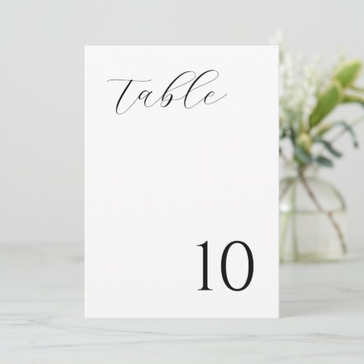 Moderne Minimale Tischnummer Card (Stehend Vorderseite)