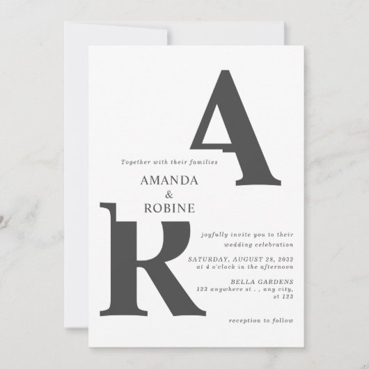 Moderne Minimalinitialen für Hochzeiten Einladung (Vorderseite)