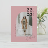 Moderne Minimalistisch Arch Foto Graduation Party Einladung (Stehend Vorderseite)