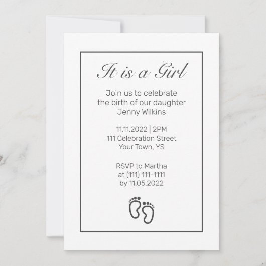 Moderne Minimalistisch Feet Baby Girl Birth Celebr Einladung (Vorderseite)