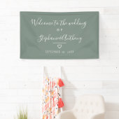 Moderne Minimalistisch Sage Green Heart Wedding Banner (Insitu)