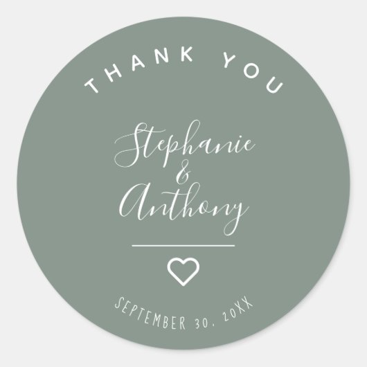 Moderne Minimalistisch Sage Green Heart Wedding Runder Aufkleber (Vorderseite)