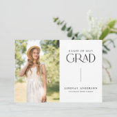 Moderne Minimalistische 3-Foto-Graduierungspartei Einladung (Stehend Vorderseite)