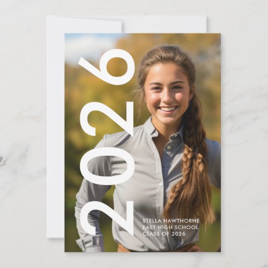 Moderne Minimalistische Abschlussfeier Ankündigung (Vorderseite)