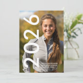 Moderne Minimalistische Abschlussfeier Ankündigung (Stehend Vorderseite)