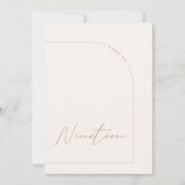 Moderne Minimalistische Arche Tafel 19. Tischnumme Einladung (Vorderseite)