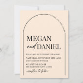 Moderne Minimalistische Beige Arch Picture Wedding Einladung (Vorderseite)