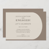 Moderne Minimalistische Blockbraun-Verlobung Einladung (Vorne/Hinten)