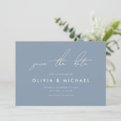 Moderne Minimalistische Blue Wedding rettet das Da Save The Date (Stehend Vorderseite)