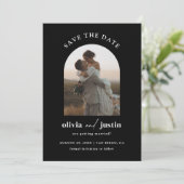 Moderne Minimalistische Boho Save the Date Fotokar Einladung (Stehend Vorderseite)