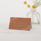 Moderne Minimalistische Boho Terracotta Wedding Platzkarte (Vorderseite)