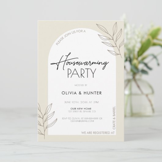Moderne Minimalistische Creme Houseming Einladung (Stehend Vorderseite)