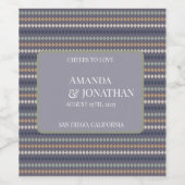 Moderne Minimalistische Dusty Lila Zigzag Wedding Weinetikett (Einzelnes Label)